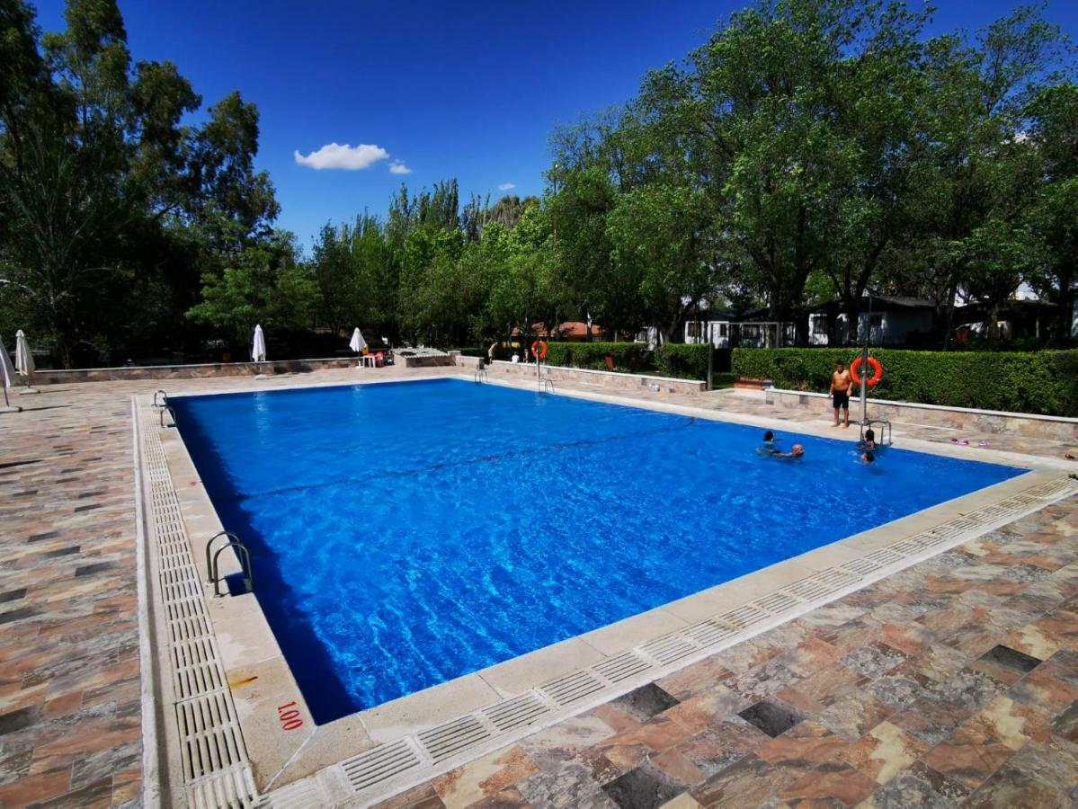 Bungalows Alpha Getafe Esterno foto